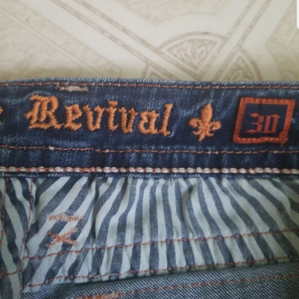 **SOLD**Rock Revival Skinny low rise - Picture 4 of 6